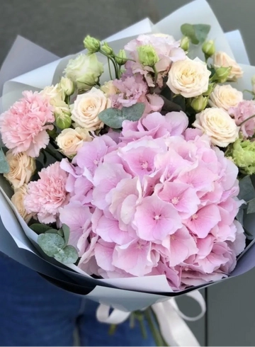 Букет &laquo;Красивая гортензия&raquo; от интернет-магазина цветов в 