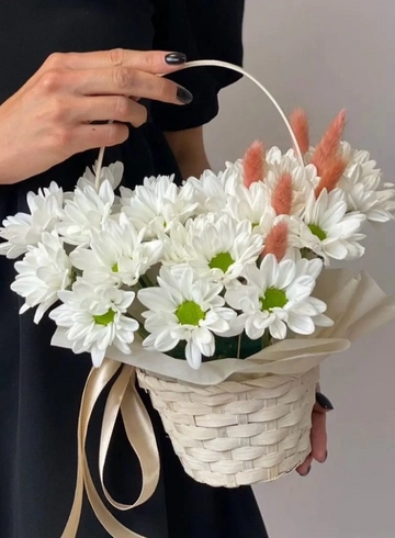 Корзинка &laquo;Ромашковая&raquo; от интернет-магазина цветов в 