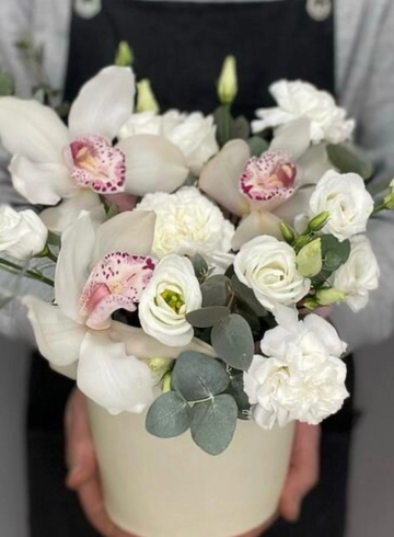 Бокс «Нежность» от интернет-магазина цветов в 