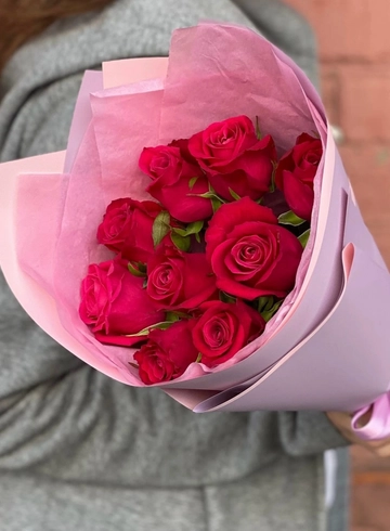 Букет &laquo;9 малиновых роз&raquo; от интернет-магазина цветов в 