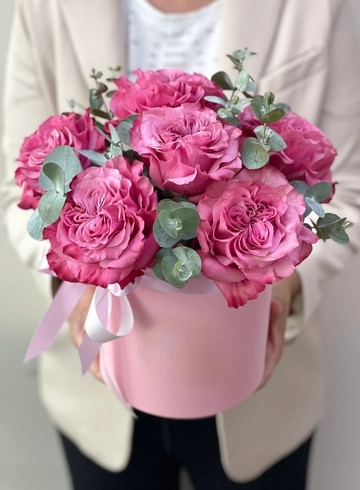 Бокс «Королевские розы» от интернет-магазина цветов в 