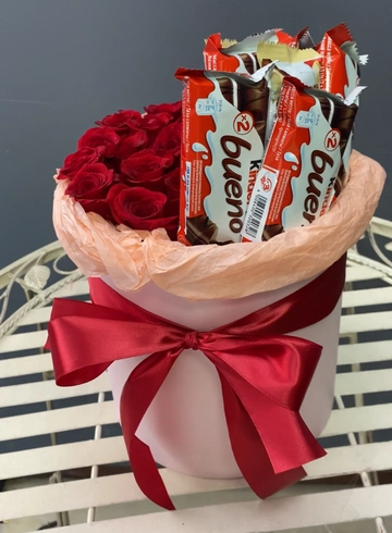 Бокс «Сладкое счастье» от интернет-магазина цветов в 