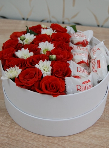 Бокс «Ева » от интернет-магазина цветов в 