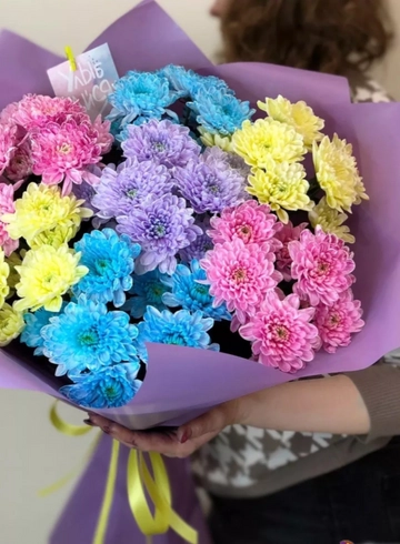 Букет из 7 ярких хризантем  от интернет-магазина цветов в 